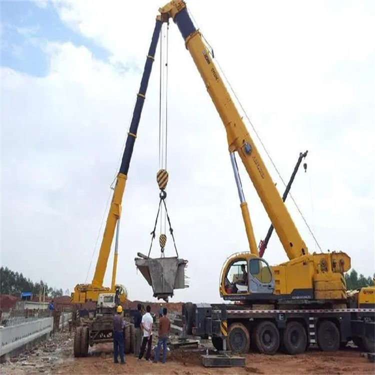 梁山小型吊机出租电话|厂房设备吊装方案|24小时服务覆盖